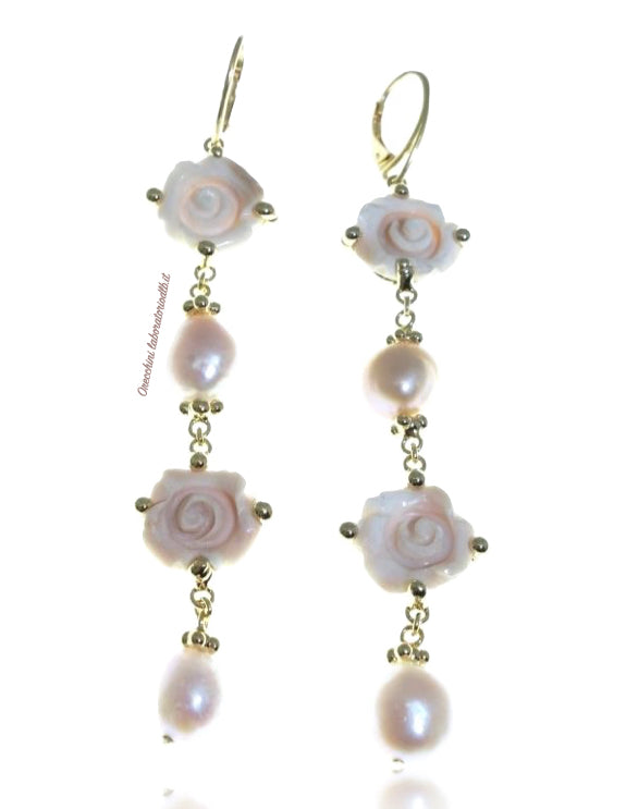 conchiglia-fior di panna-perle-argente-fiori