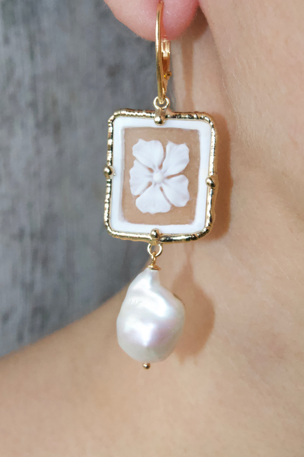 argento-perla barocca-fiore-Fiore del pensiero-cammeo-conchiglia